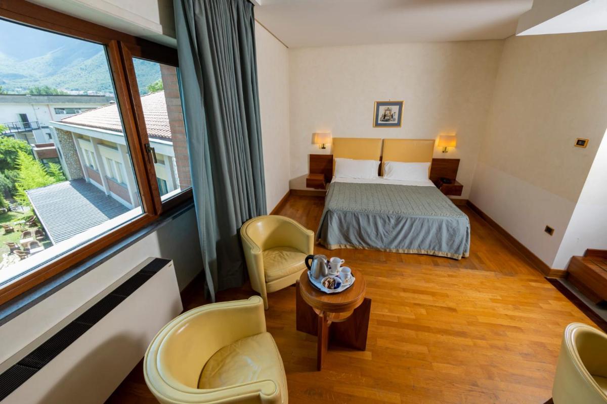 Solofra Palace Hotel & Resort - Housity