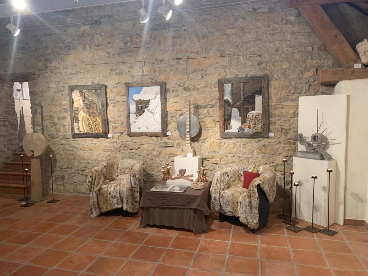 Bed & Breakfast in einer Kunstgalerie - Housity