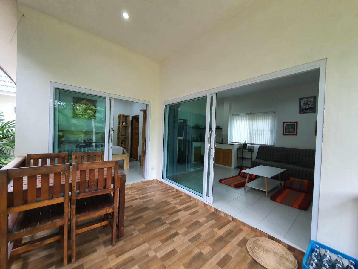 Niniari House - Housity
