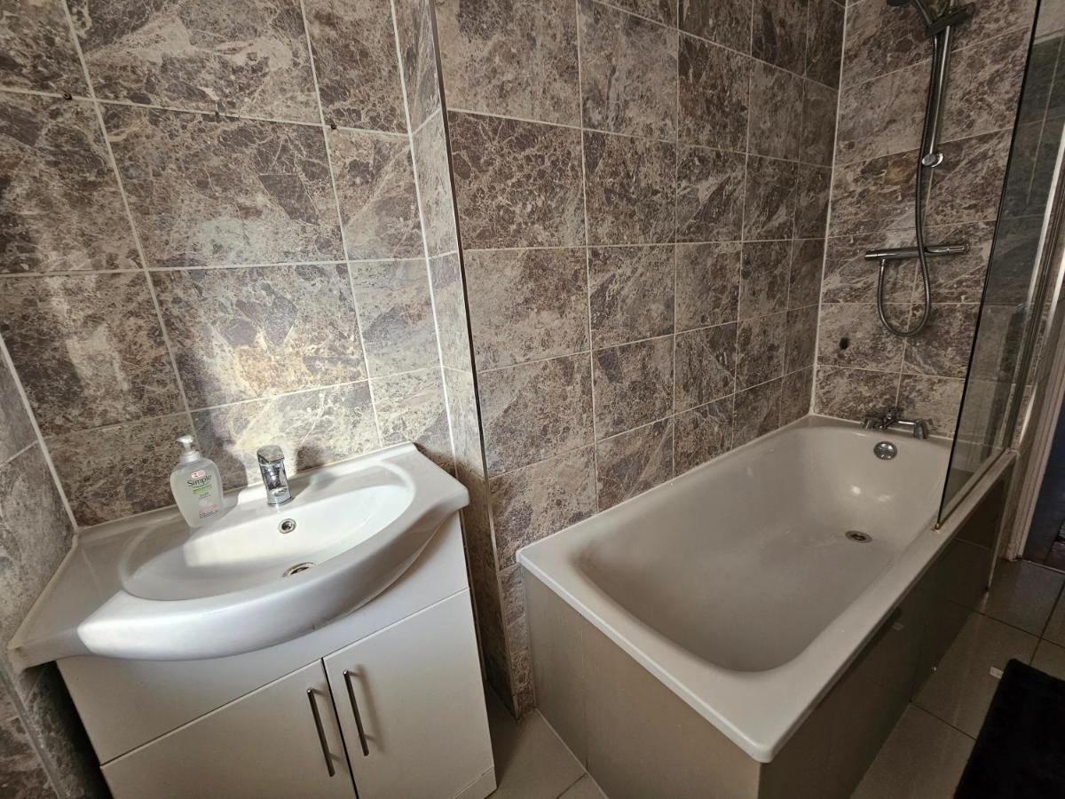 Towerhill Rooms - Housity