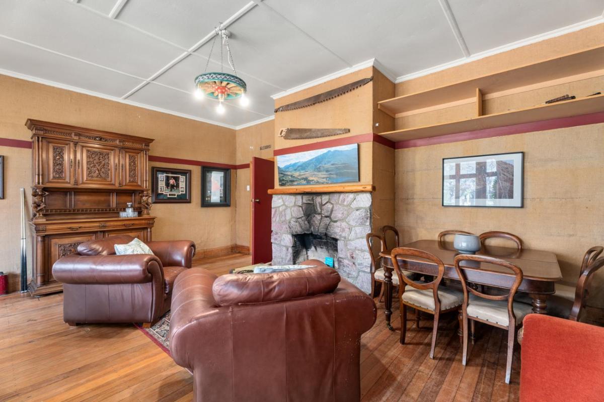 Glendhu Station Homestead - Glendhu Bay Home - Housity