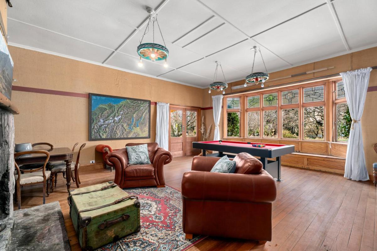 Glendhu Station Homestead - Glendhu Bay Home - Housity