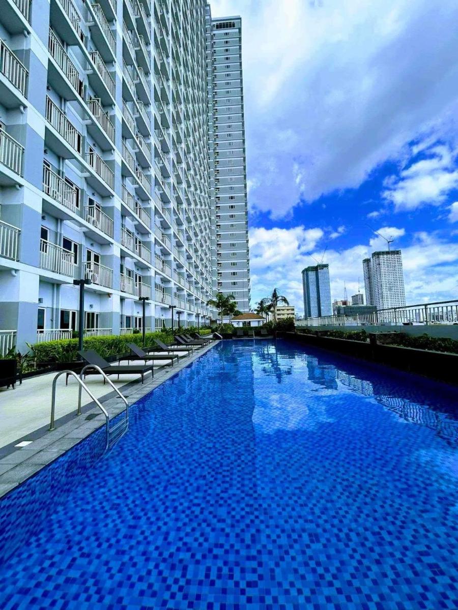 Coast Residences, Roxas Blvd, Pasay City - Housity