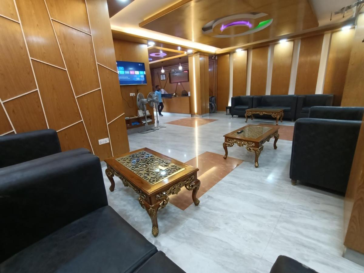 Suitetrails - Hotel D-Palace