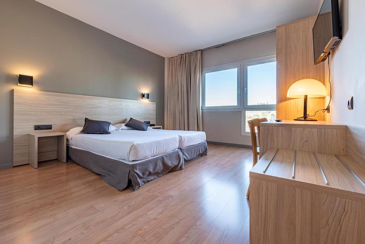 Hotel Air Penedès - Housity