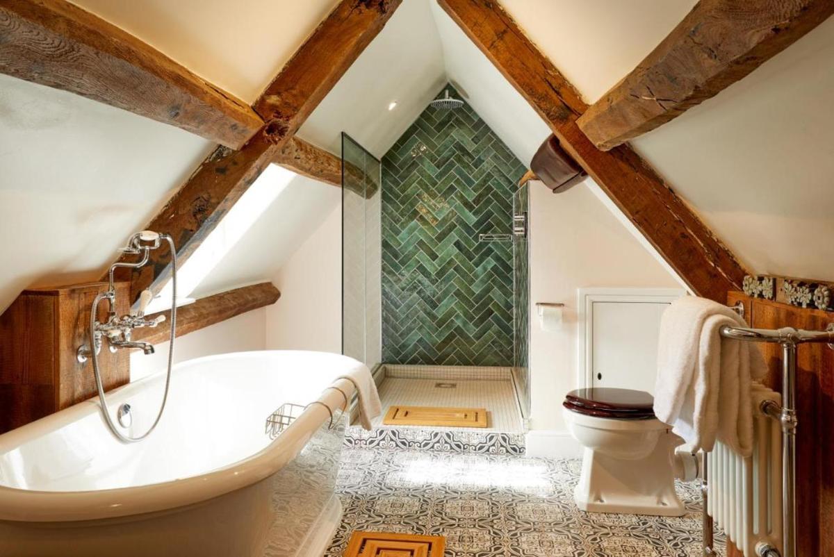 The Crown Inn, Church Enstone - Housity