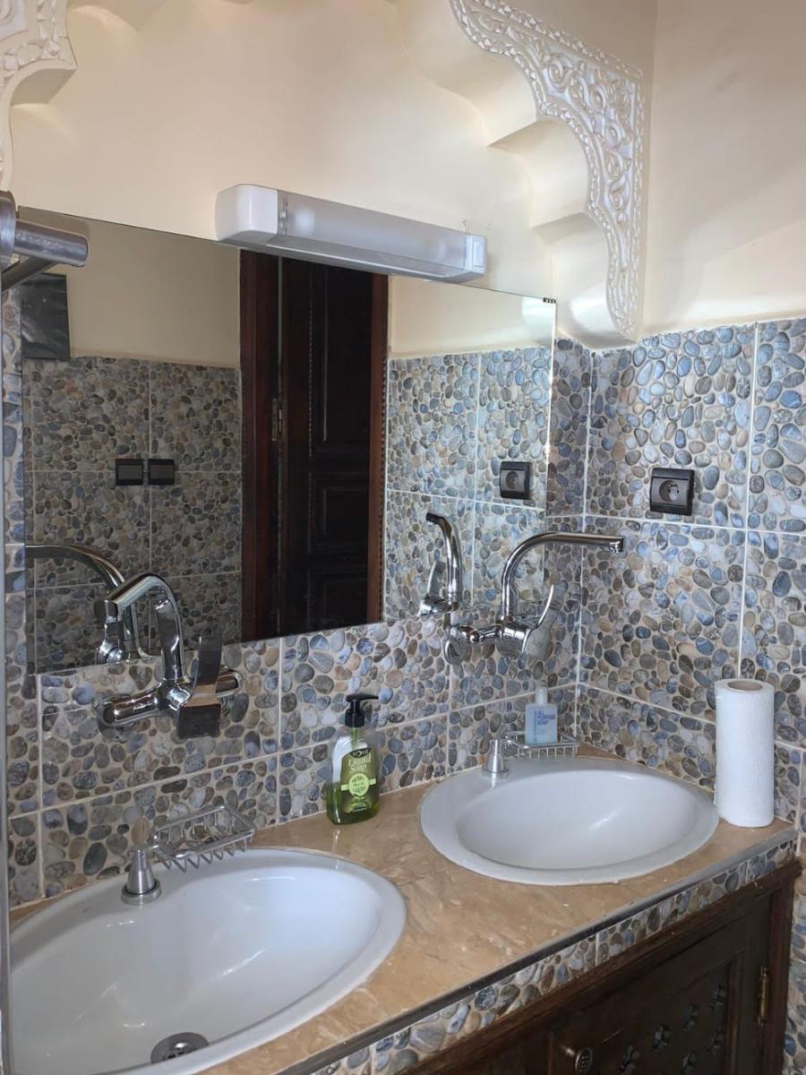 Oussaya House - Housity