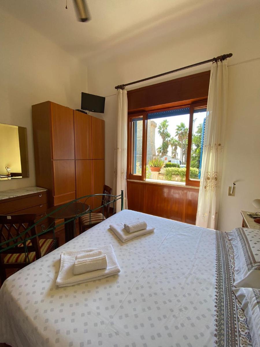 Belvedere4Colonne B&B Rooms & Suite - Housity