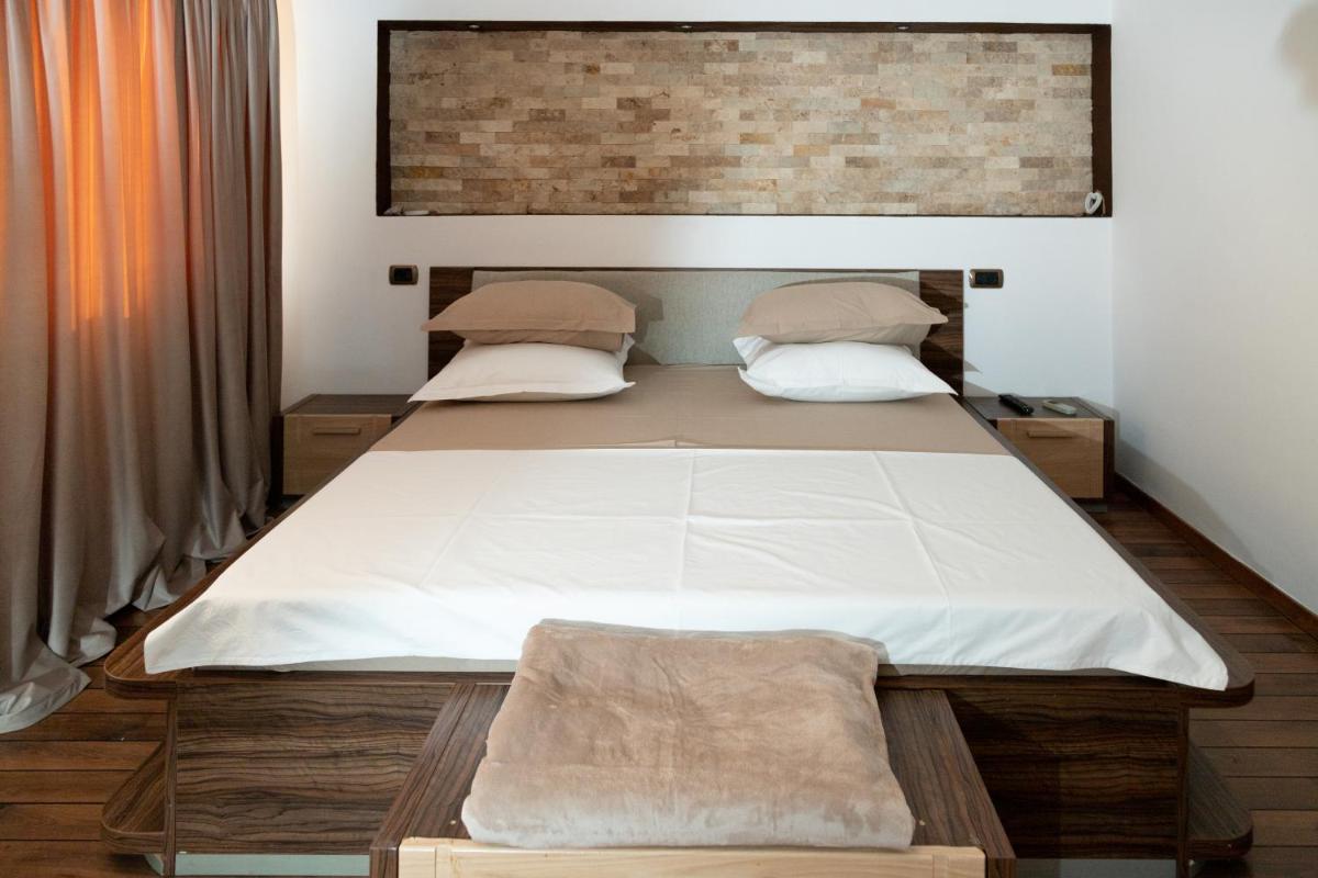 Apartament CENTRAL 1 - Housity