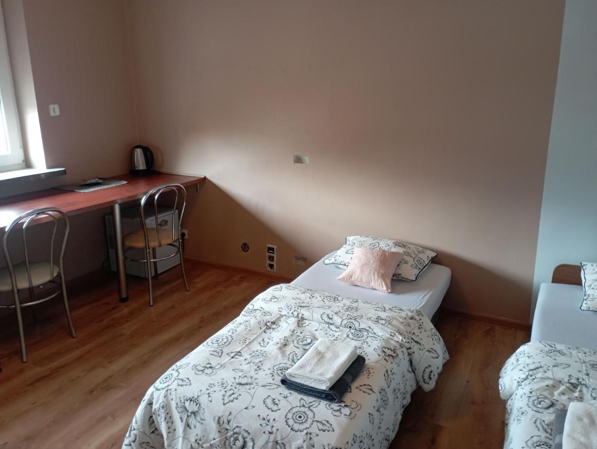 Pokoje Targówek - Housity