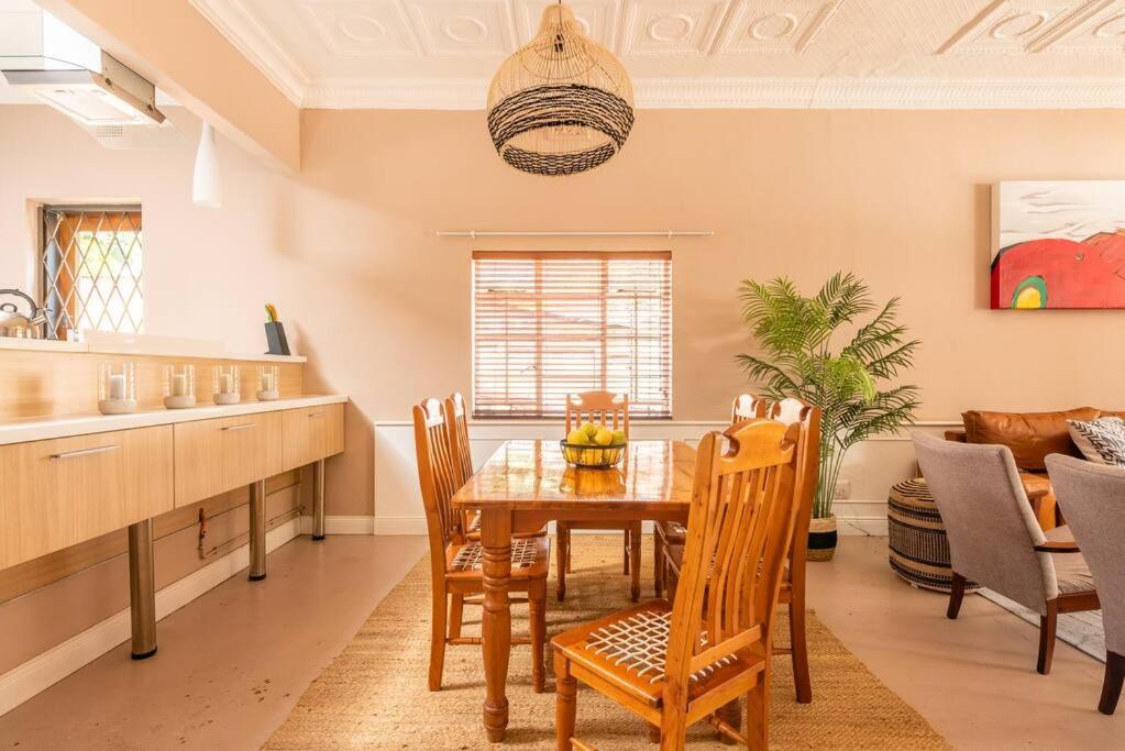 House Firefly Muckleneuk - Furnished House - Housity