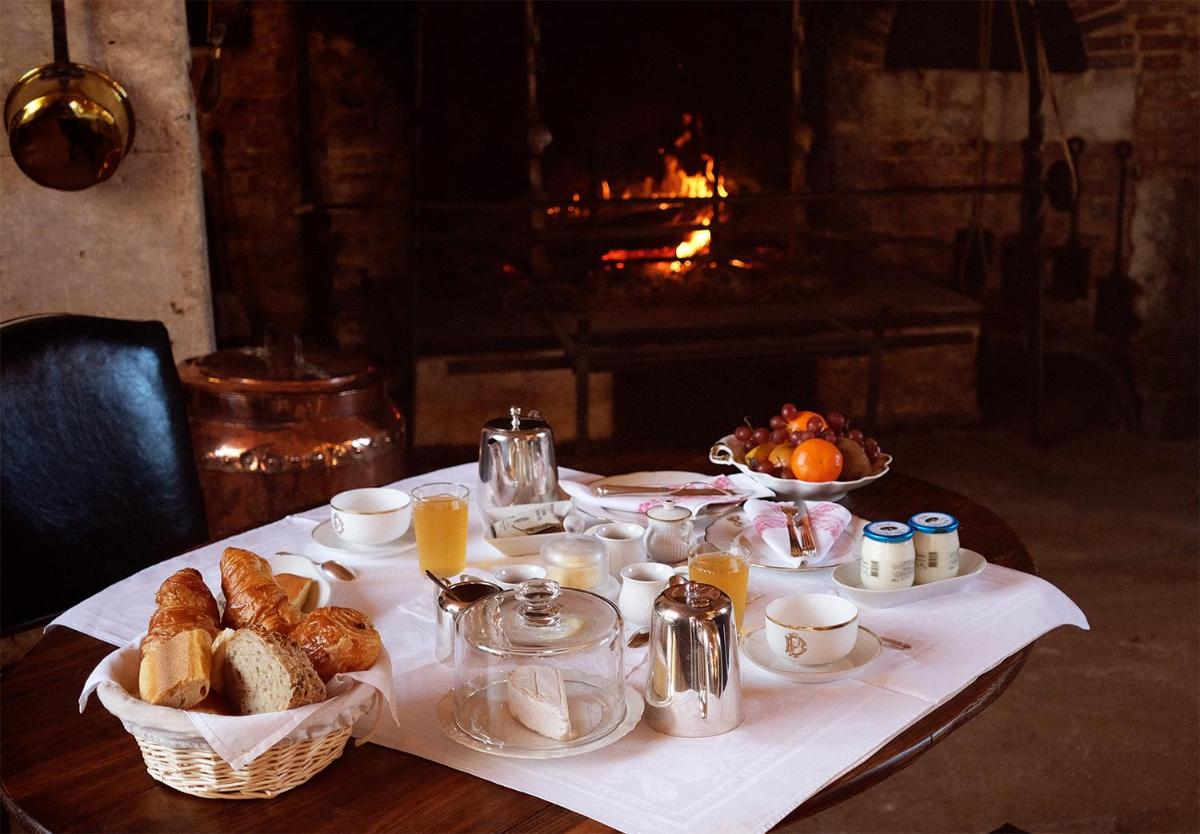 Le château de Bonnemare - Bed and breakfast - Housity