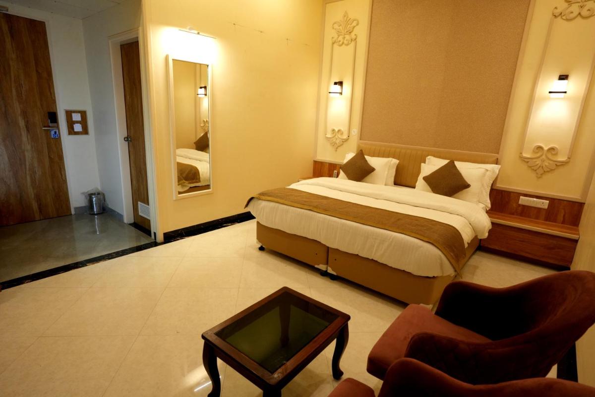 Suitetrails - HOTEL SANDHUZ RESIDENCY