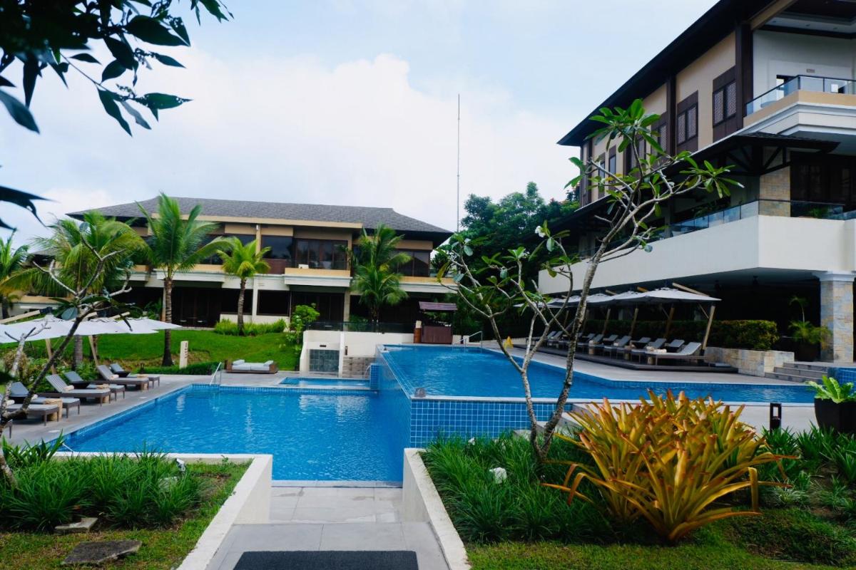 Anya Resort Tagaytay - Hizvo