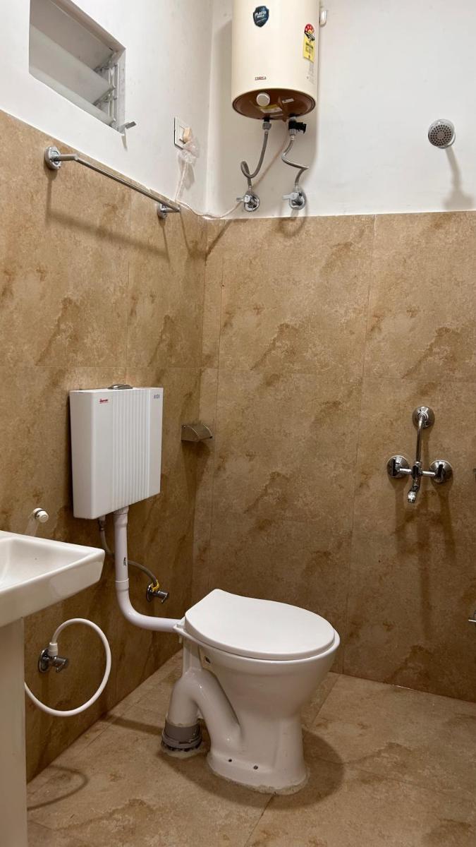 Hotel Pearl Retreat by Nirvaan Hotels - Housity