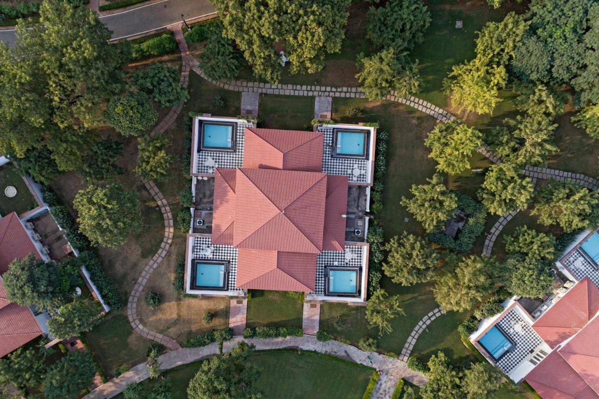 Raj Niwas Palace - Housity