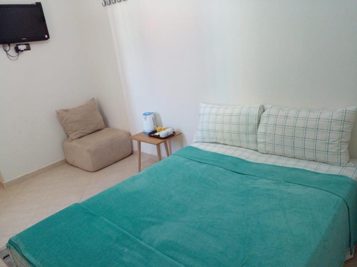 Suitetrails - Home Stay Airport