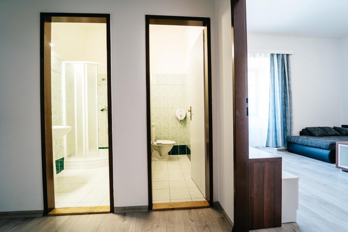 Resort Lesák - Housity