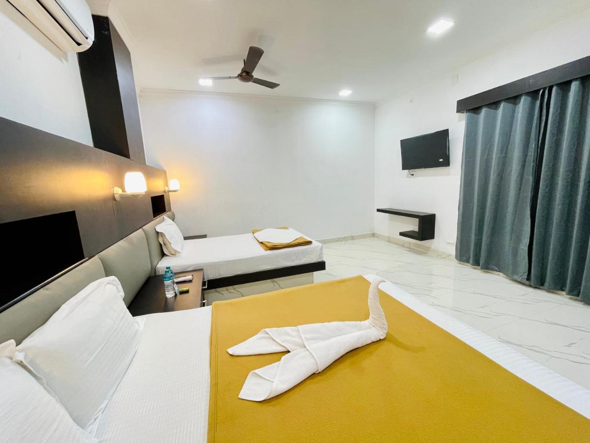 Neelesh Towers - Housity