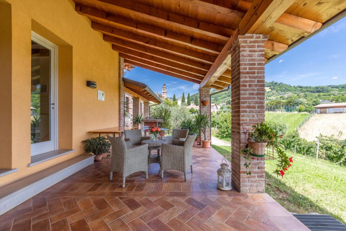 L'Oro Rosso - Housity