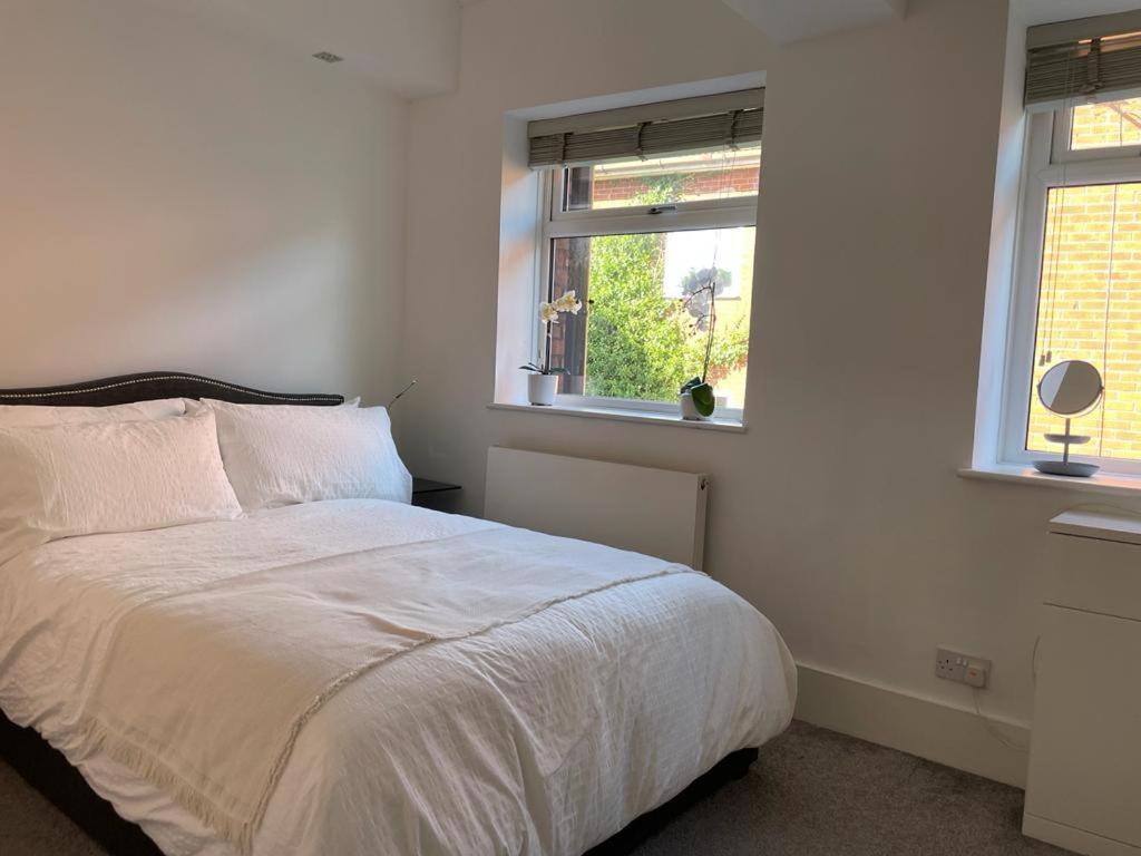 Mulberry House - Housity
