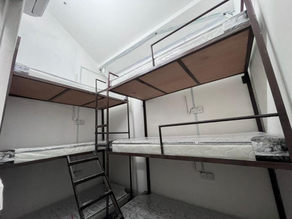 SPOT ON 90850 Ehsan Travels Home - Housity