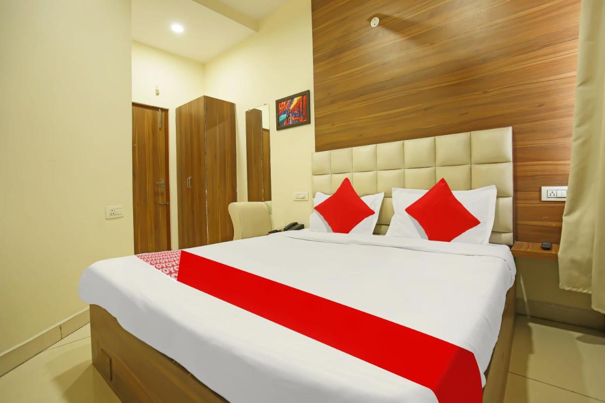 Suitetrails - OYO Flagship Hotel Central Point