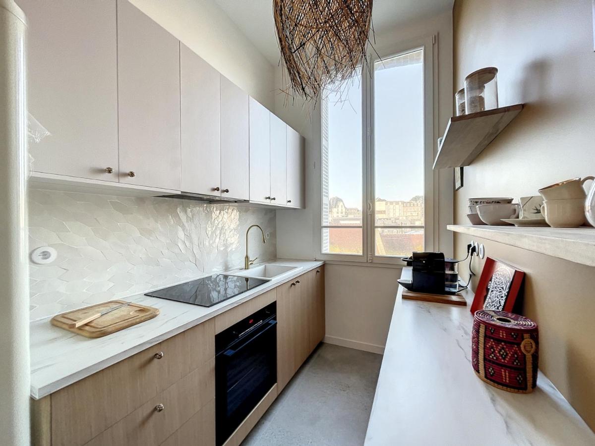 Appartement Art Déco à Granville, proche plage, gare et commerces, 3 chambres, ascenseur, parking. - FR-1-361-392 - Housity