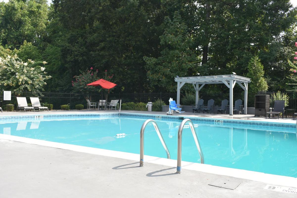 Best Western Atlanta Cumberland Galleria Hotel - Housity