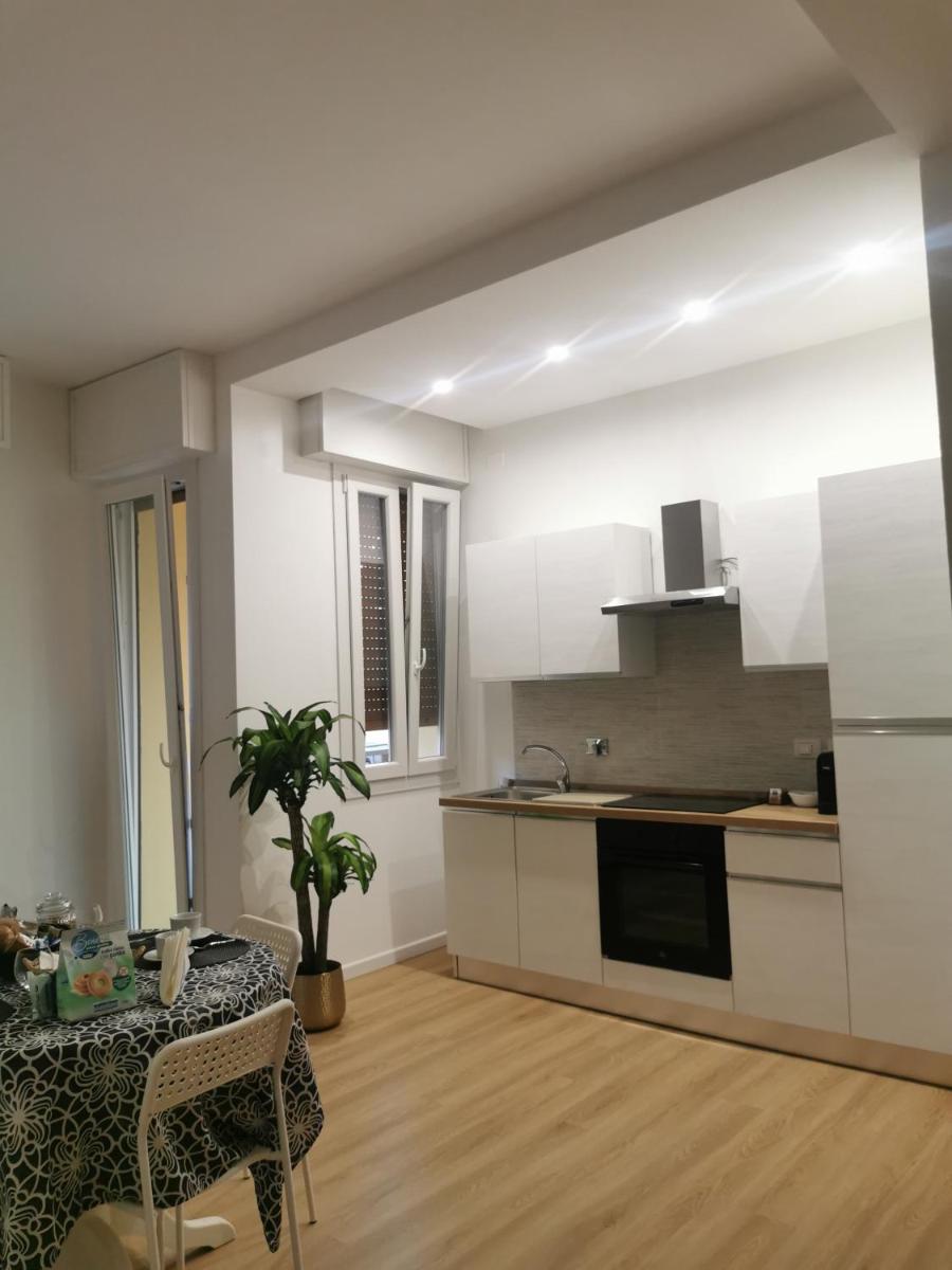 Iside - Housity