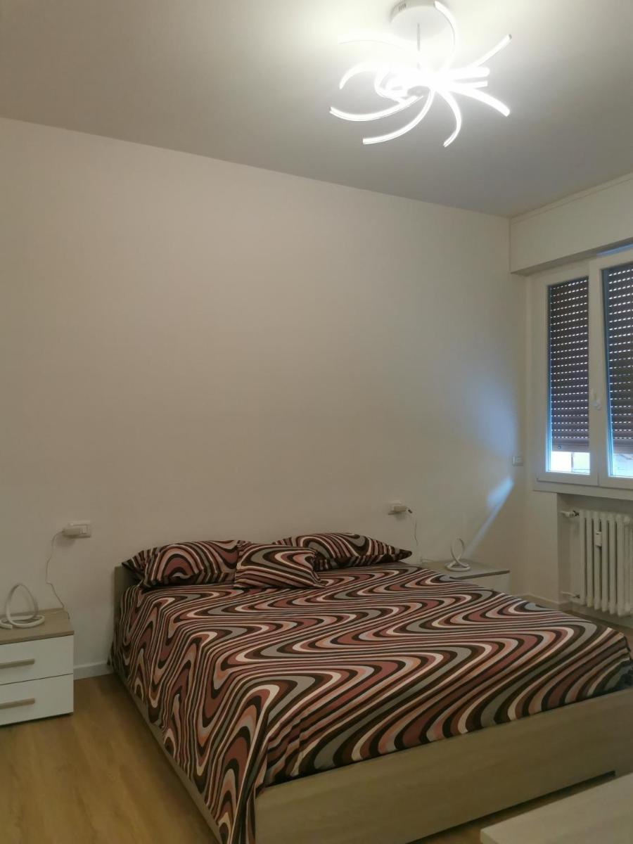 Iside - Housity