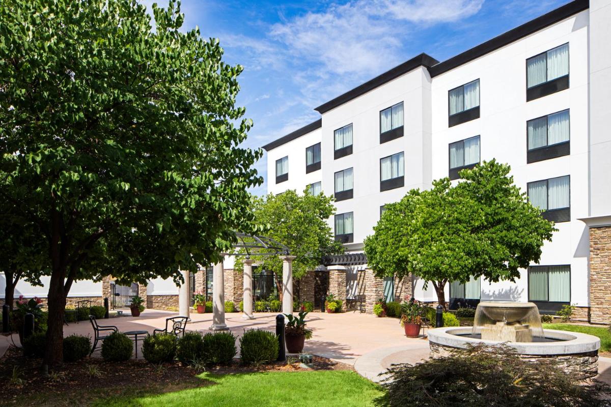 Courtyard by Marriott Boise West/Meridian - Housity