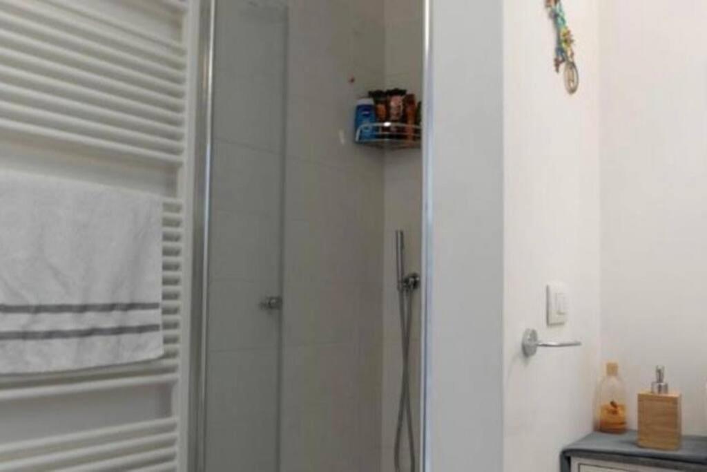 ZEN HOUSE+GARDEN&GARAGE-LECCO’S CORE-COMO’S LAKE - Housity