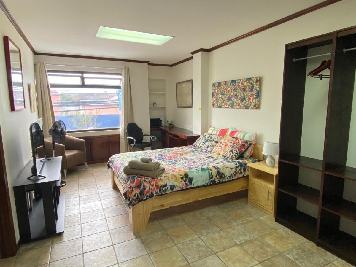 Sofia Apartments in Escalante, San Jose Center - Housity