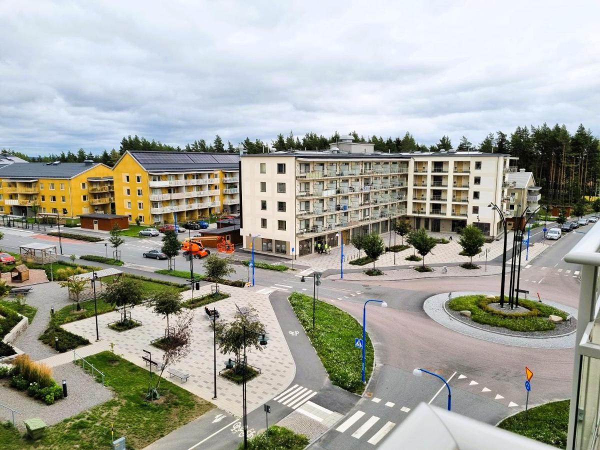 Private Family Room in a shared apartment - close to nature - Housity
