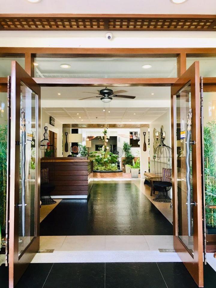 CONDO UNIT walking distance to CALLE CRISOLOGO - Housity