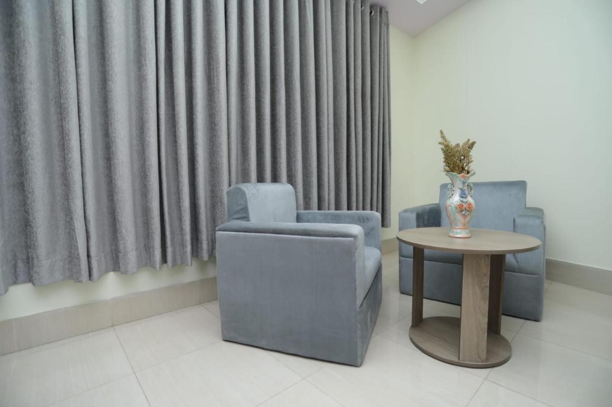 Wood Burn Hotel - Housity