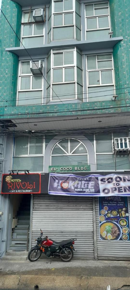 Rivoli Hotel - Housity