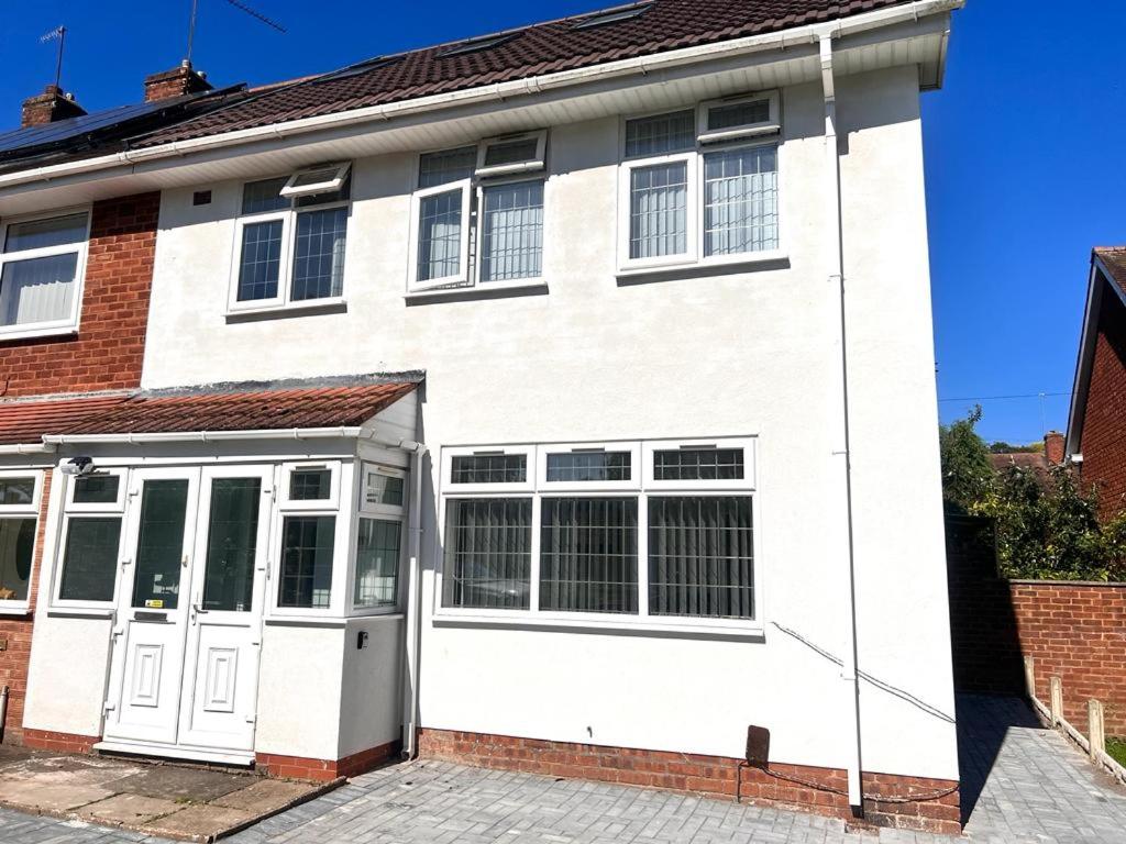Ensuite Room Platinum 1 Harborne - Quinton Road - Housity