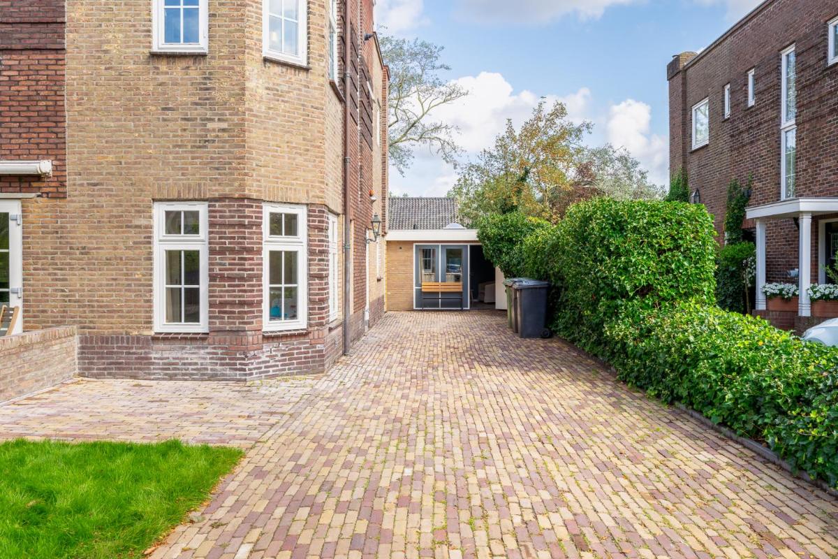 Studio Luxe 31 Zandvoort met gratis parkeerplaats - Housity