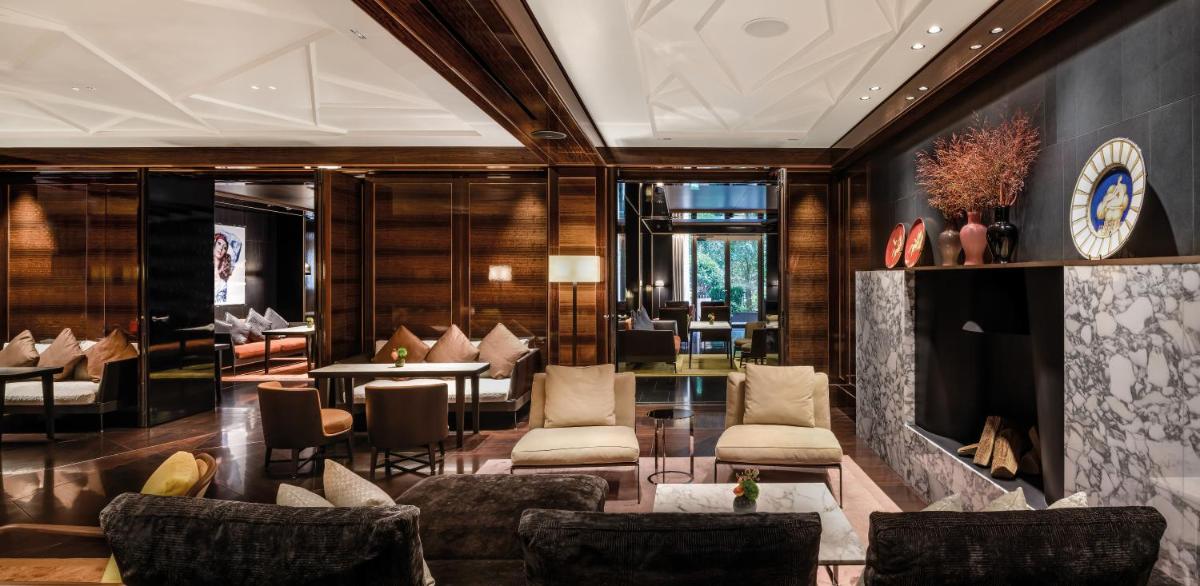 Coin salon dans l'établissement Bvlgari Hotel Paris