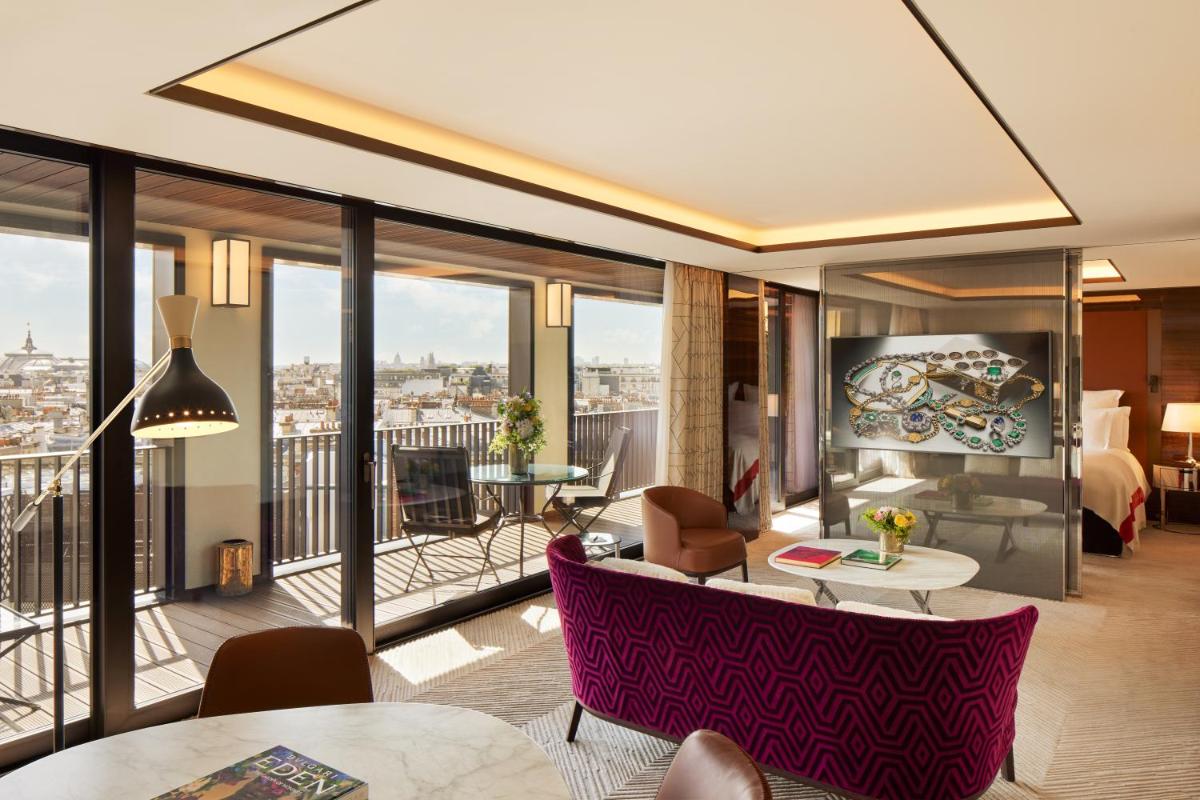 Coin salon dans l'établissement Bvlgari Hotel Paris