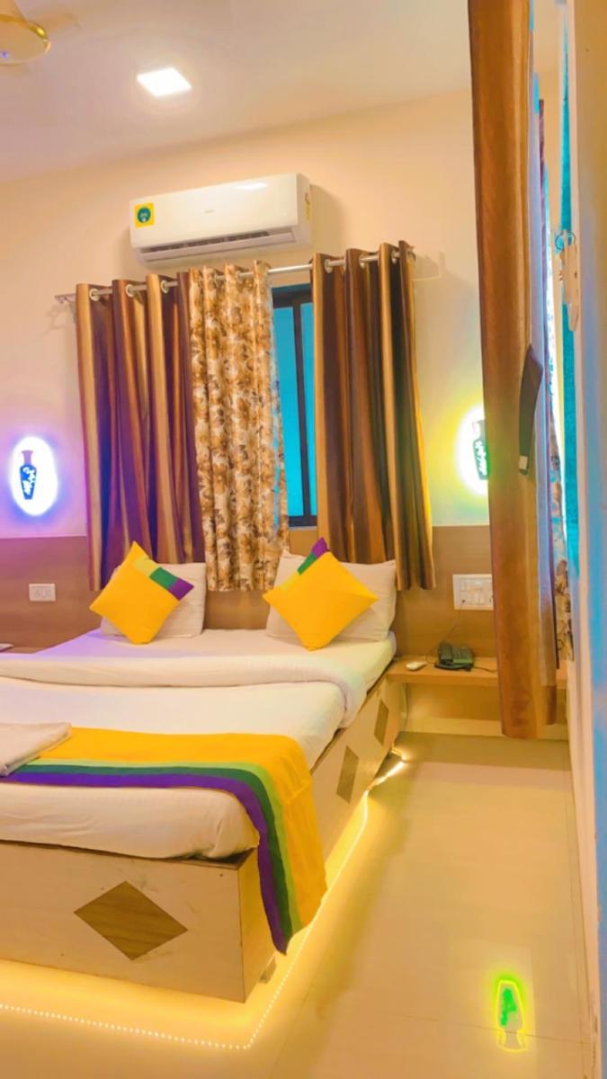 Hotel President House Matheran - Housity