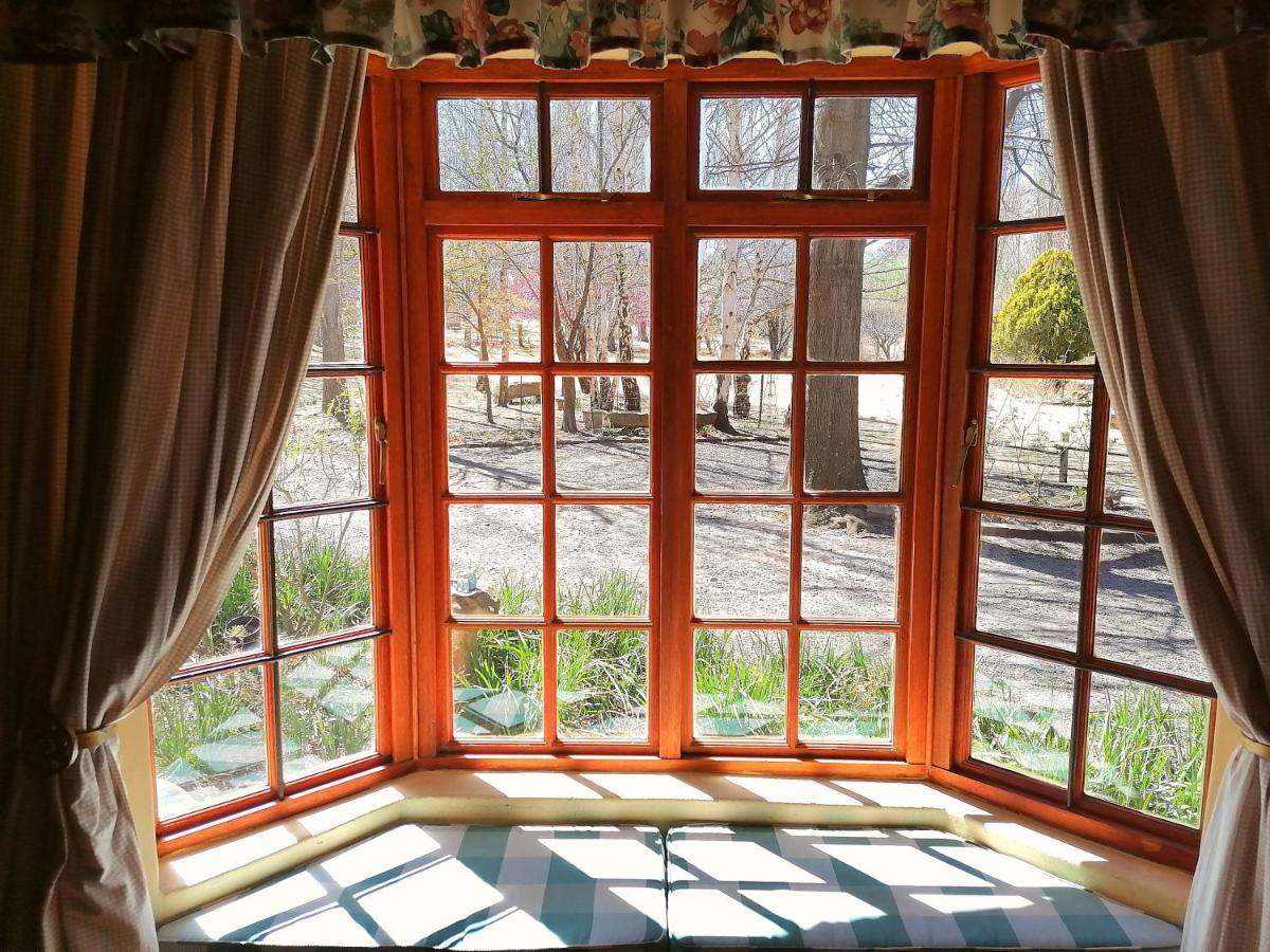 Peebles Cottage - Housity