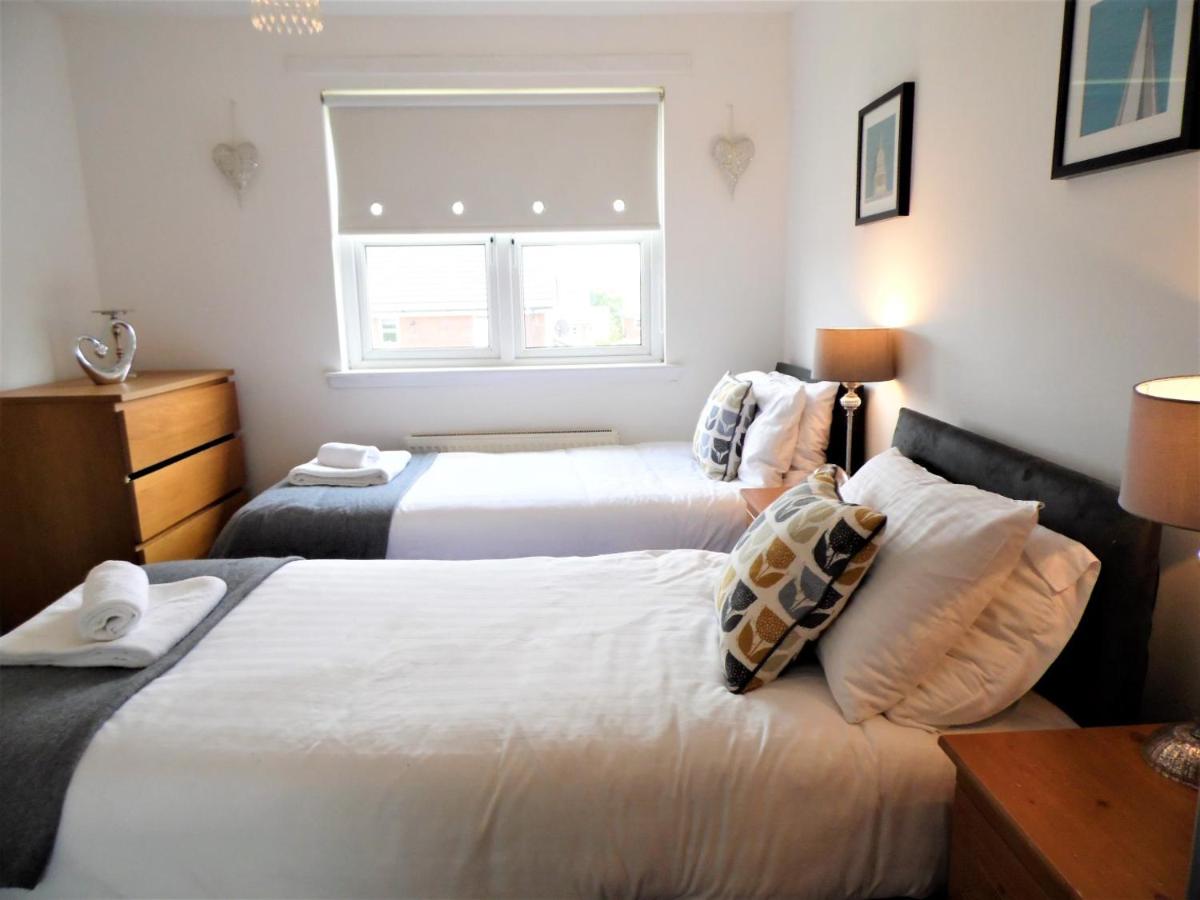 Signature - Brambling House - Housity