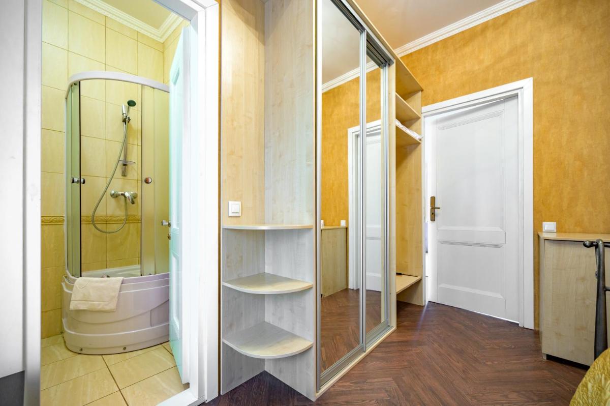 Suitetrails - Gostiniy Dvor