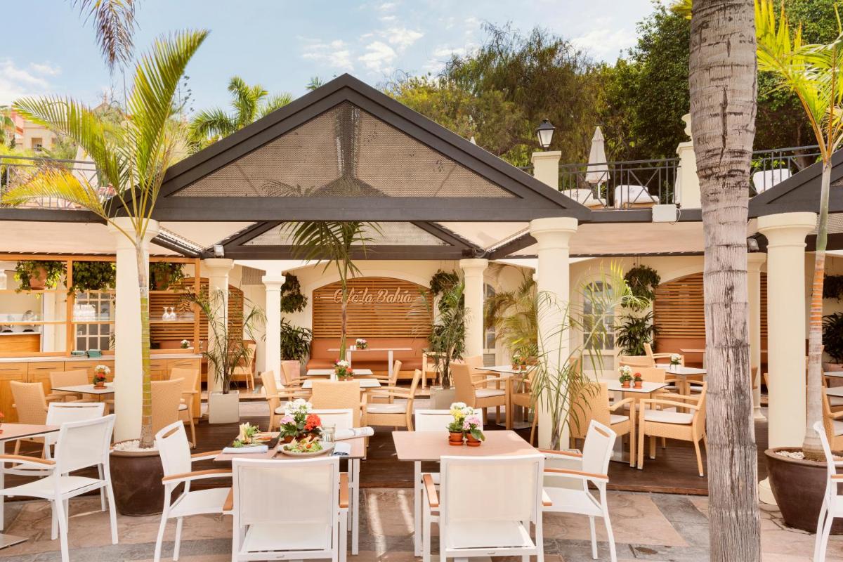Un restaurante o sitio para comer en Bahia del Duque