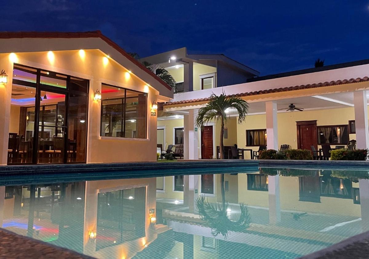 Hotel y Restaurante Maria Ofelia - Housity