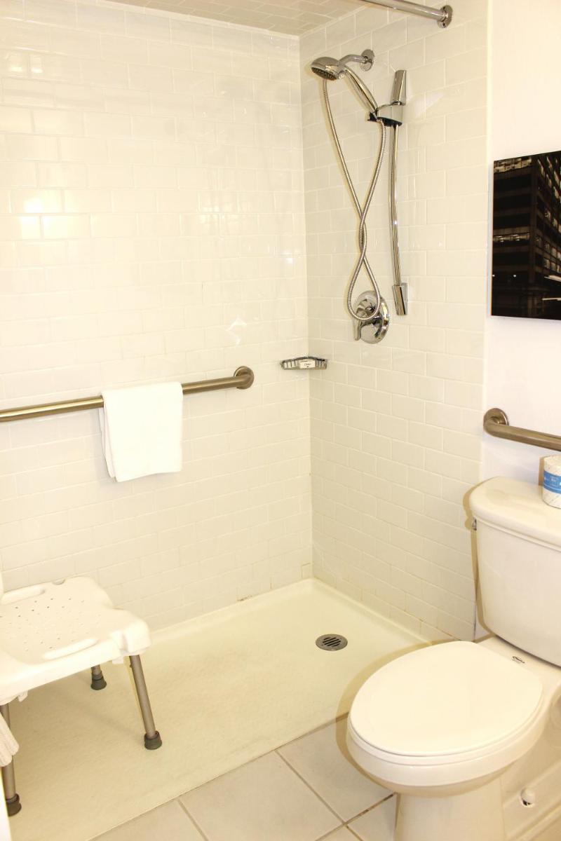 Crowne Plaza - Chicago West Loop, an IHG Hotel - Housity