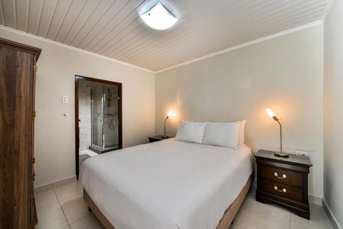 NEW Apartment Ocean View with Amazing Sunsets - Housity